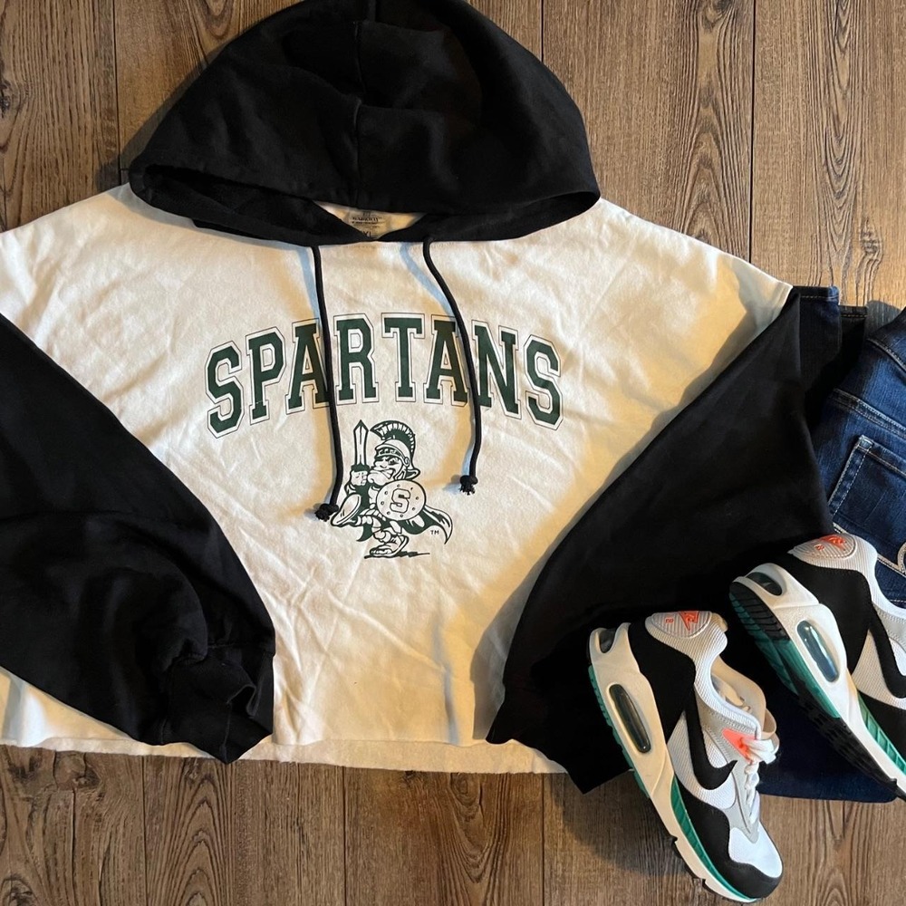 Michigan State Spartans MSU Game day Couture Women's Cropped Hoodie XXL